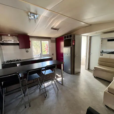 Кемпинг Chalet Sulla Spiaggia