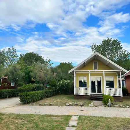 Кемпинг Chalet Sulla Spiaggia