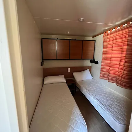 Chalet Sulla Spiaggia Κάμπινγκ *