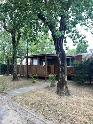 Kemping Chalet Sulla Spiaggia *