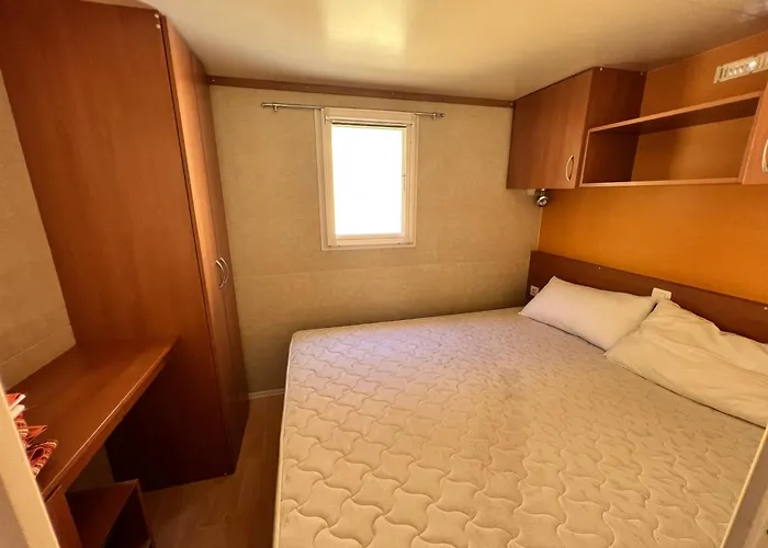 Chalet Sulla Spiaggia Kemping Sottomarina