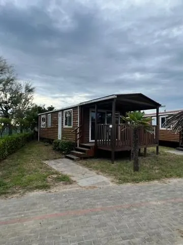 Kemping Chalet Sulla Spiaggia *